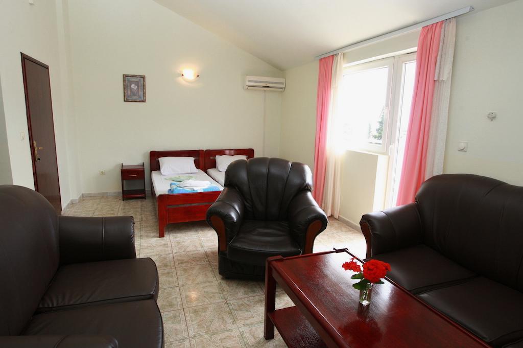 Hotel Vila Prestige Budva Bilik gambar